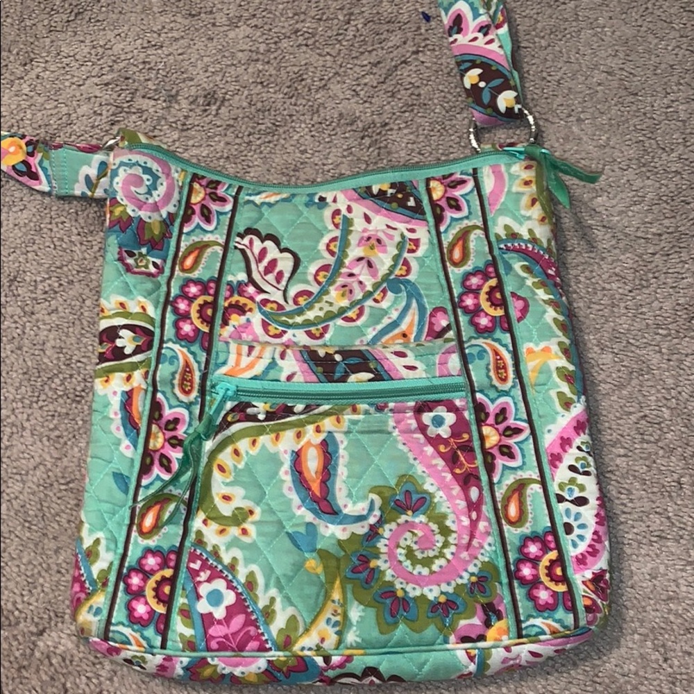 Vera Bradley retired print crossbody bag